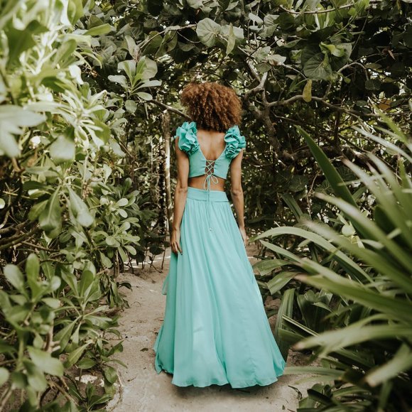 PatBO Flutter Sleeve Maxi Dress 2/Black *** This listing is for the BLACK dress - Picture 3 of 3